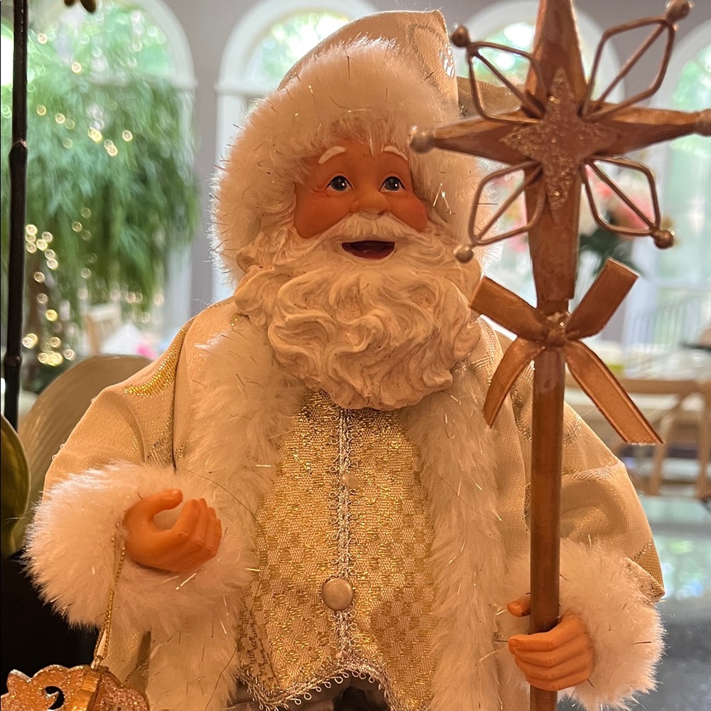 12"  Festive Vintage Santa Claus Holiday Figure - White and Gold Clothing